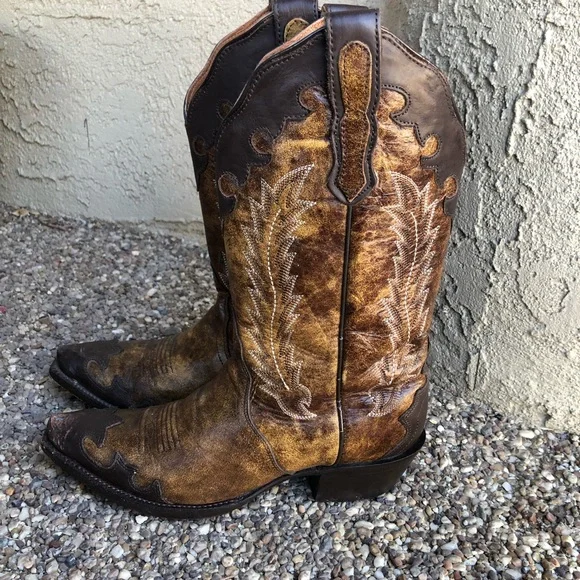 Nocona Distressed Cowboy Boots - Picture 6 of 11
